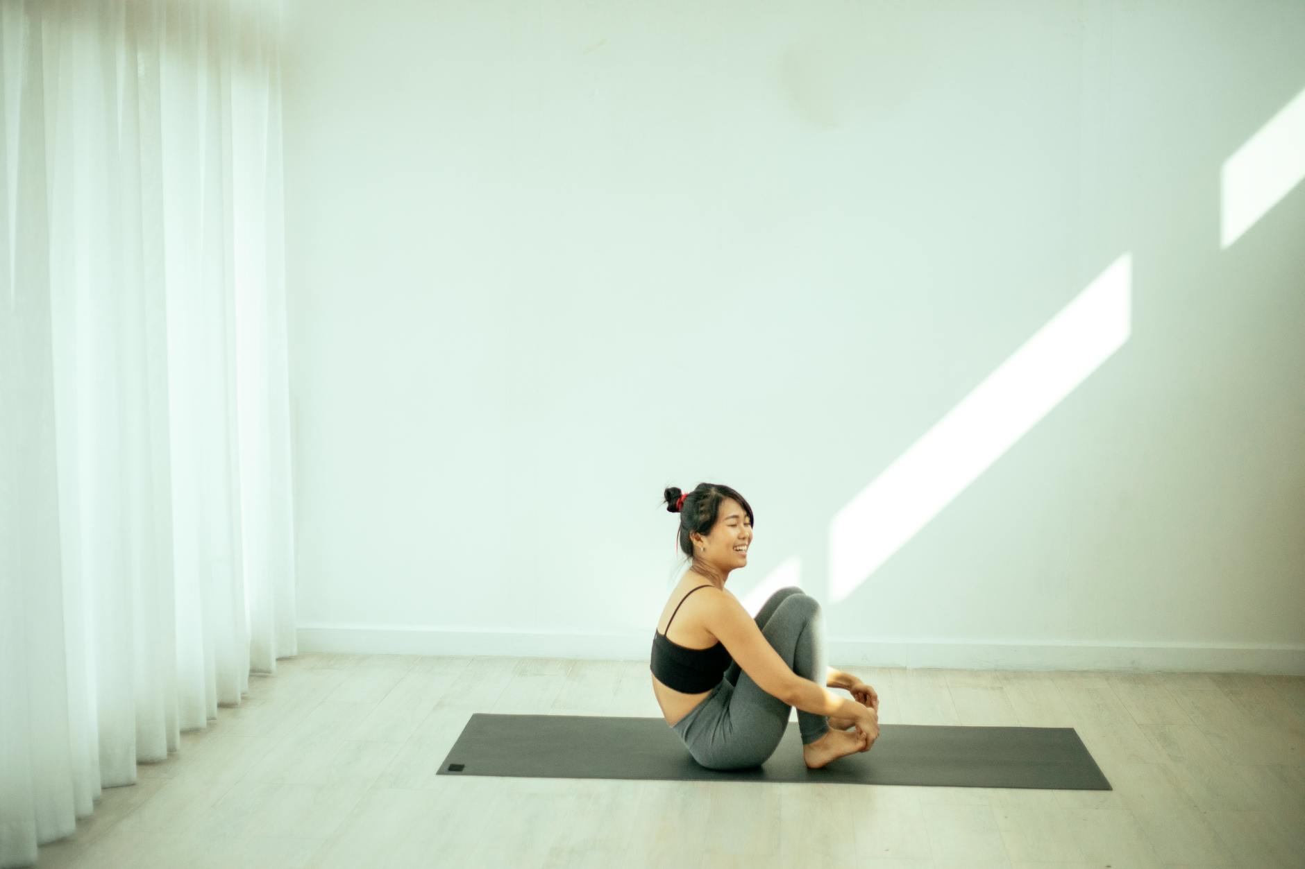 You are currently viewing Home Yoga Studio Essentials For An Amazing At-Home Yoga Session