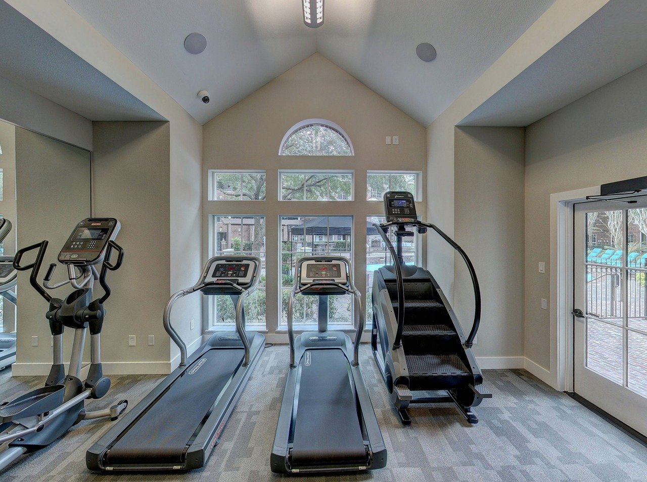 You are currently viewing The TOP HOME GYM Essentials for a great DIY HOME GYM in 2021